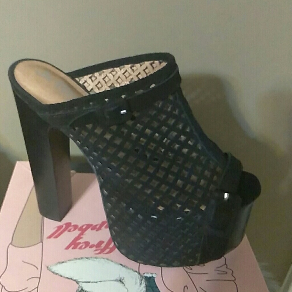 Jeffery Campbell's feroce platform sandals